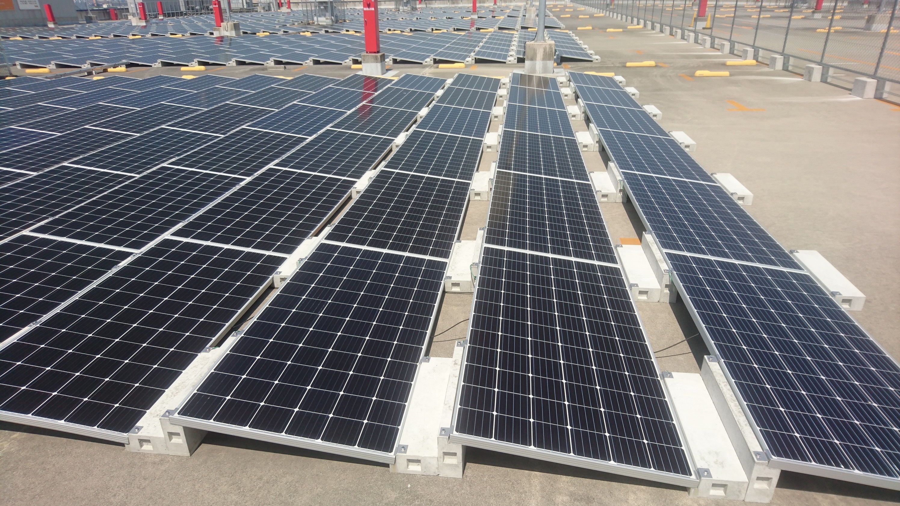 愛知県内の屋根上太陽光。離れた場所の発電所から電気を届ける形も選べます